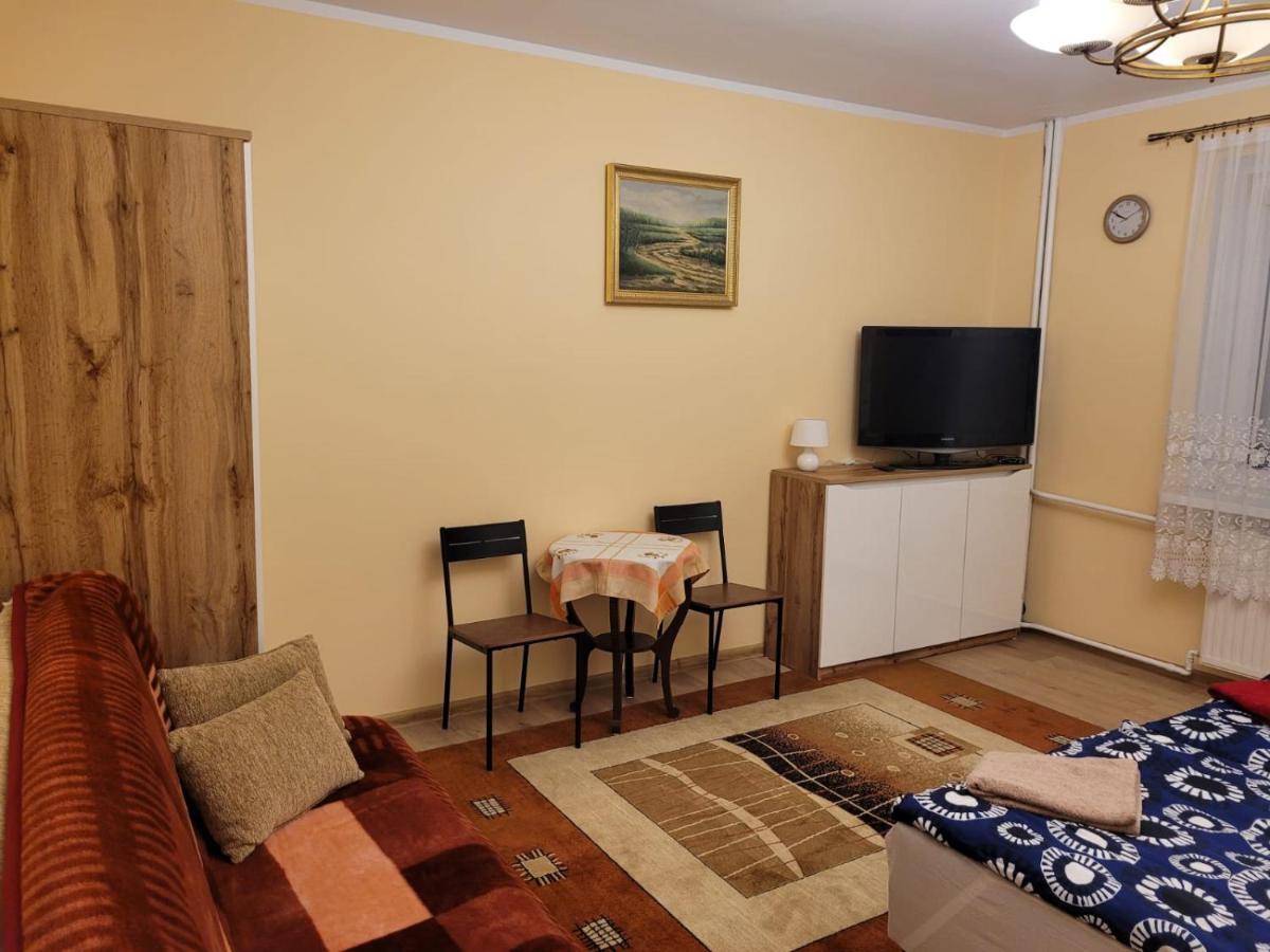 Pokoje Goscinne, Nadmorska 3 Ustka Ngoại thất bức ảnh